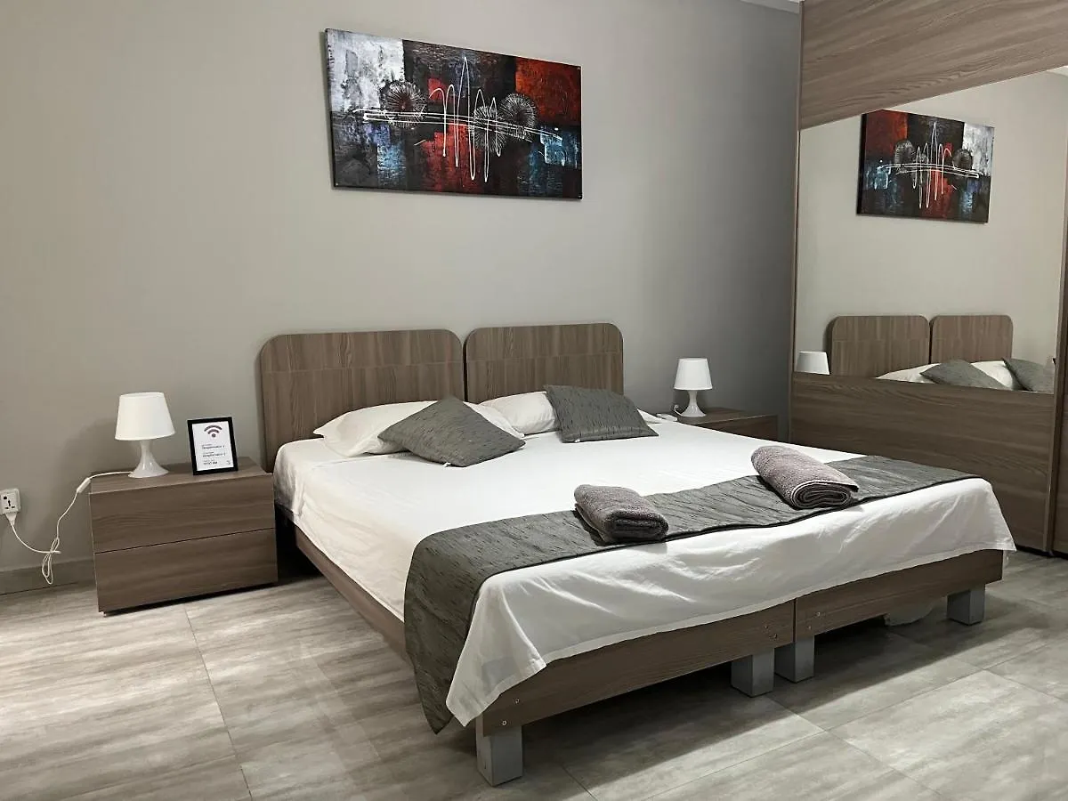 F7 Modern And Bright Apartment In Malta contacts